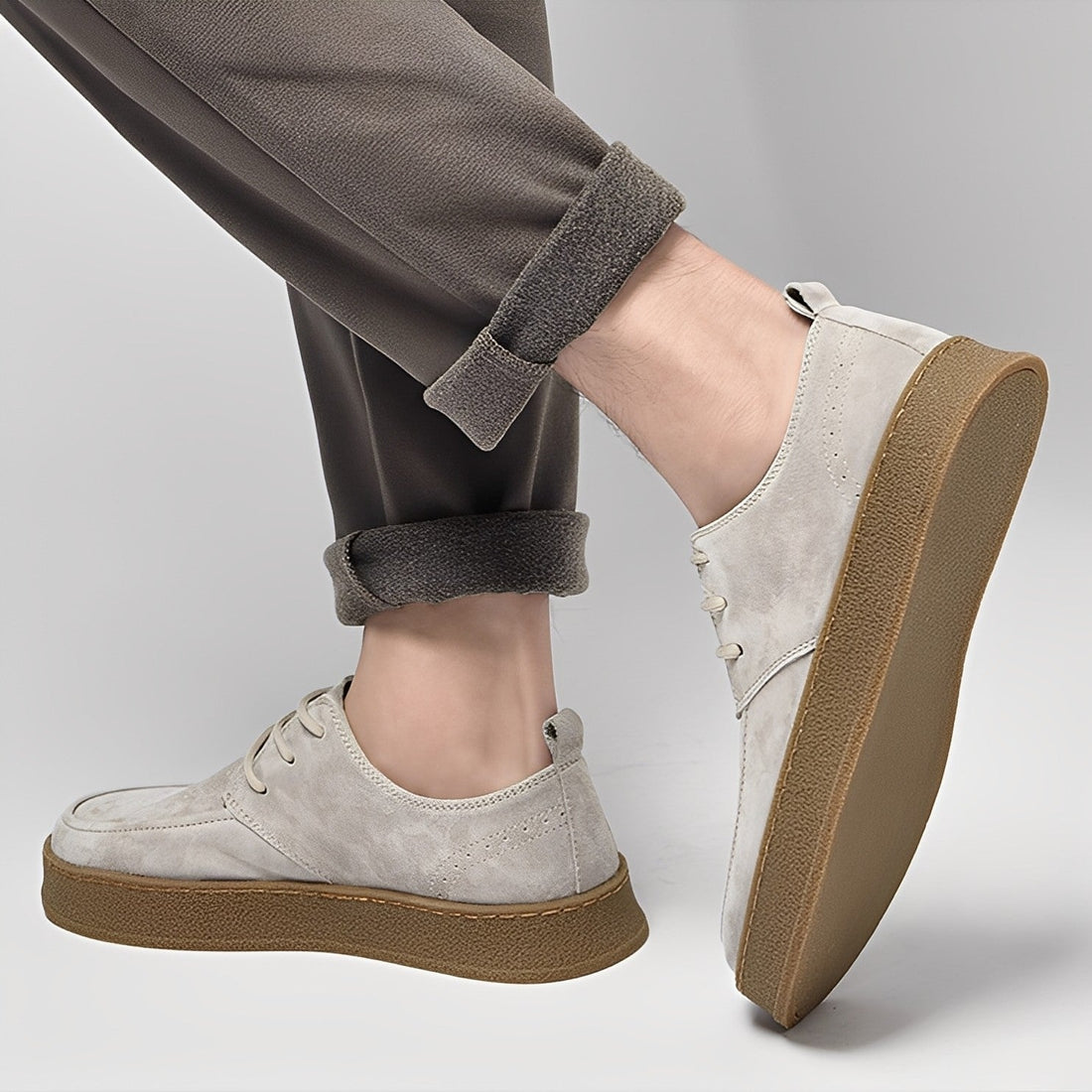 Riordan - Élégants sneakers plats en daim pour hommes