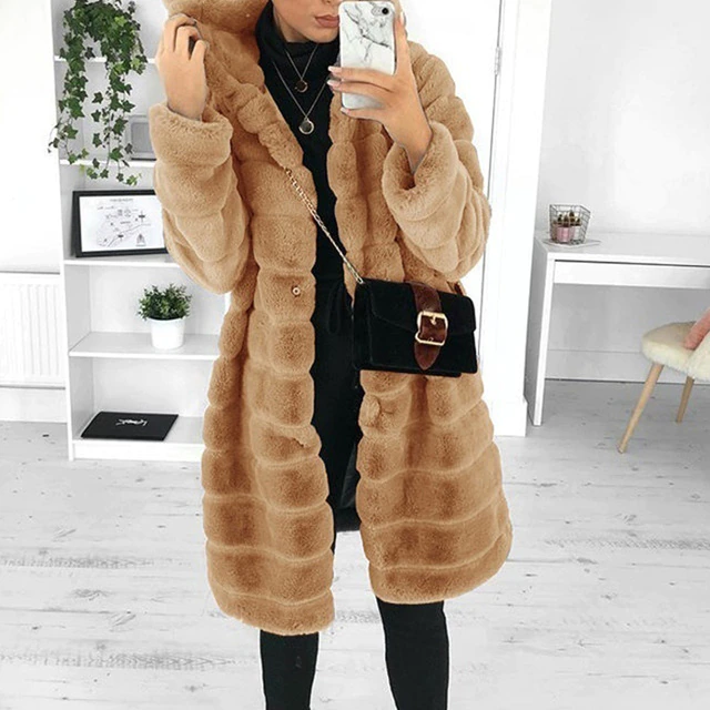 Ana - Luxueux manteau de fourrure à capuche