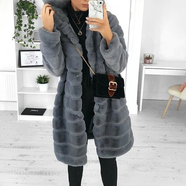 Ana - Luxueux manteau de fourrure à capuche