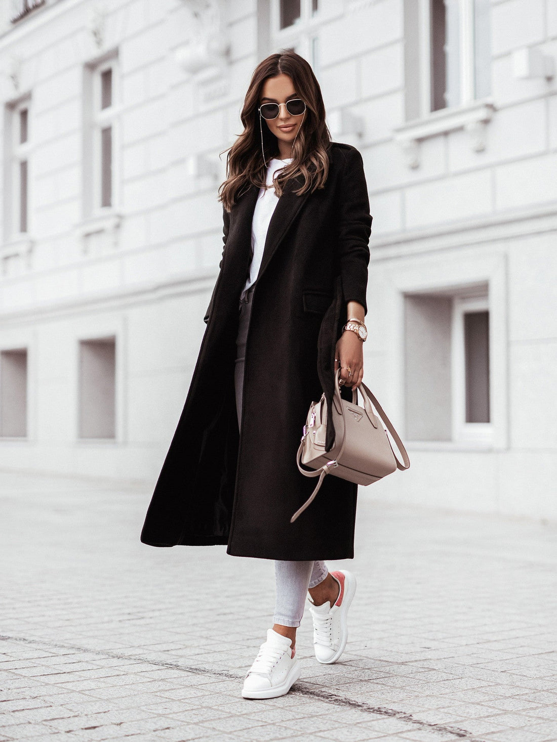 Sofia – Manteau avec Ceinture de Taille